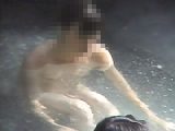 女子○生限定！のぞき露天風呂1
